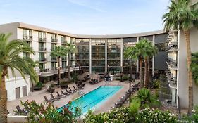 Embassy Suites By Hilton Phoenix Biltmore